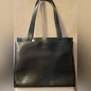 Kenneth Cole Black Faux Leather Accessory Bag